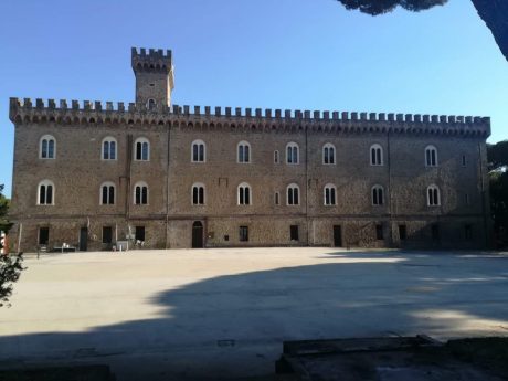 Castello_Pasquini_senza_tenso_fronte_PB