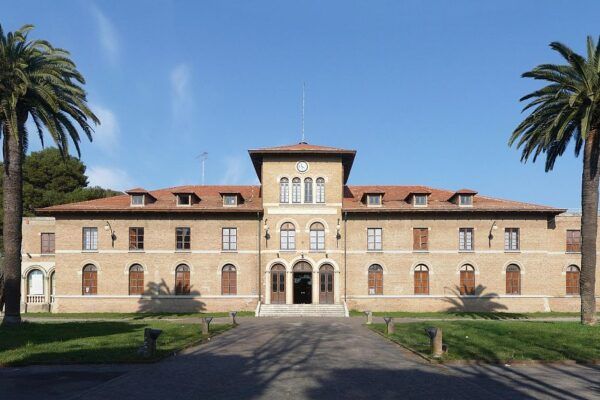 06-teatro-solvay–rosignano